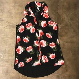 Floral racerback sleeveless button down